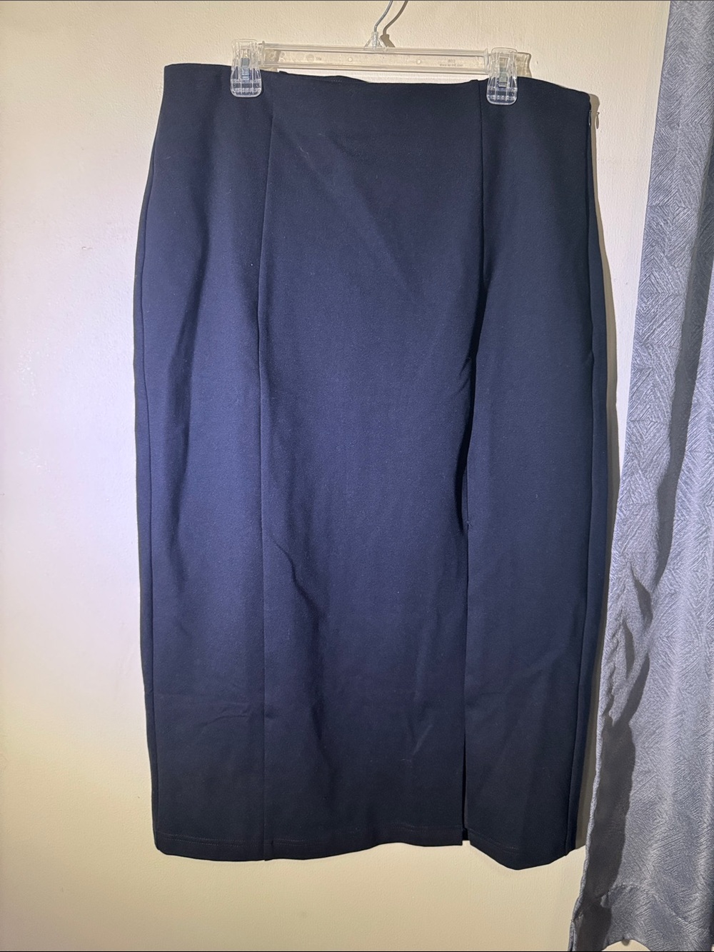 LOFT Black Pencil Skirt